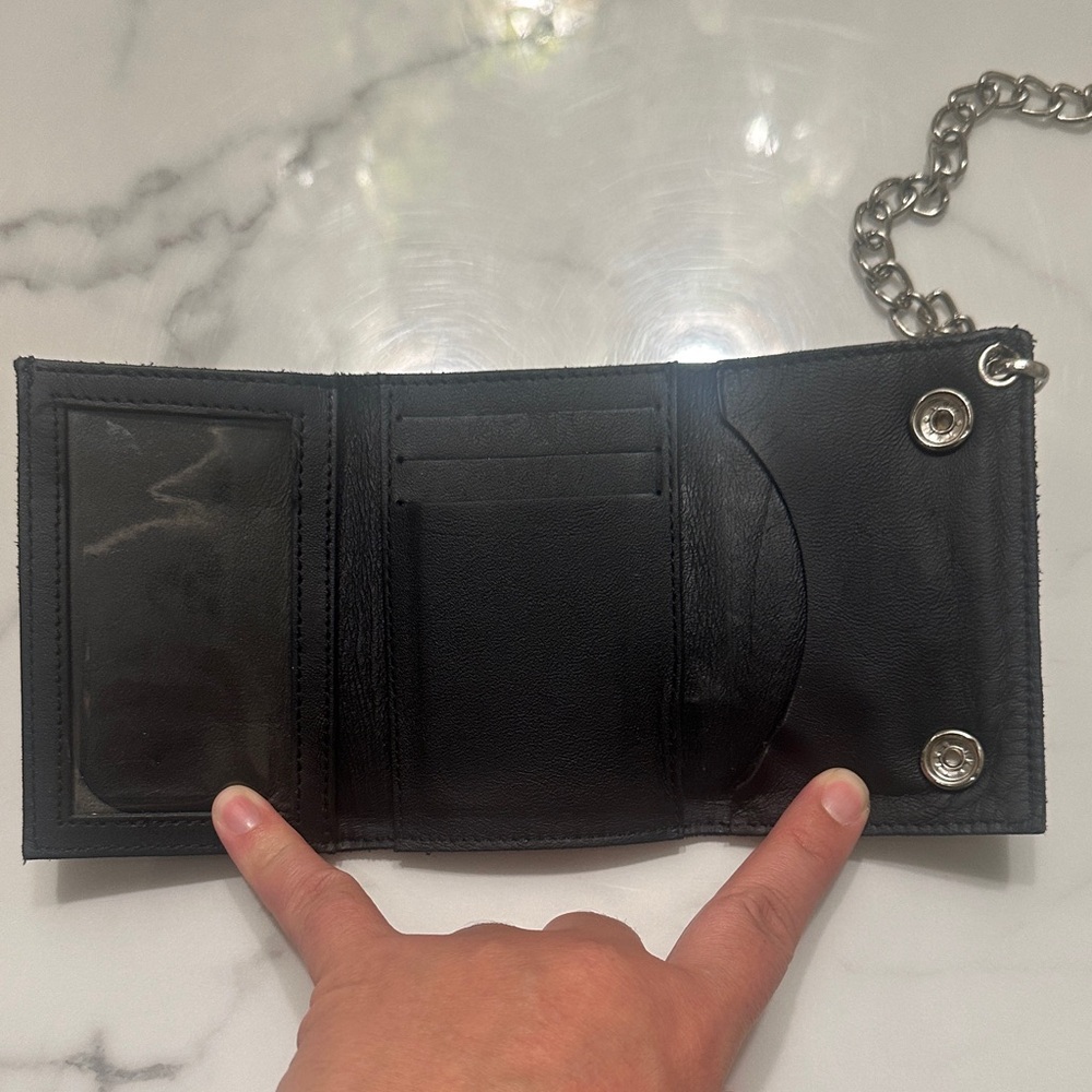 Spencer's Black Wallet with Chain - Picture 2 of 3